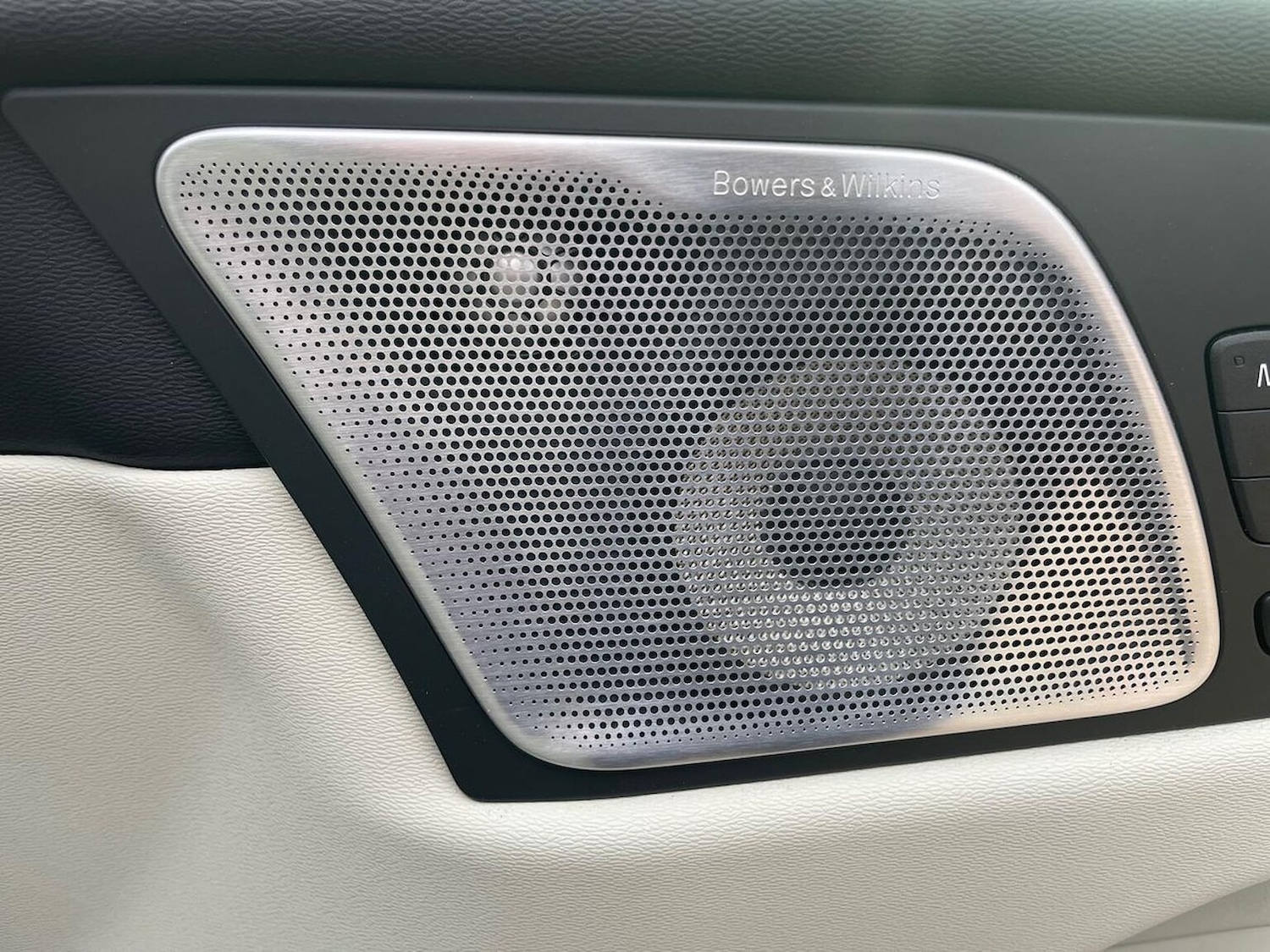 Used Volvo XC60 2024 for sale - 78194197: Photo 31