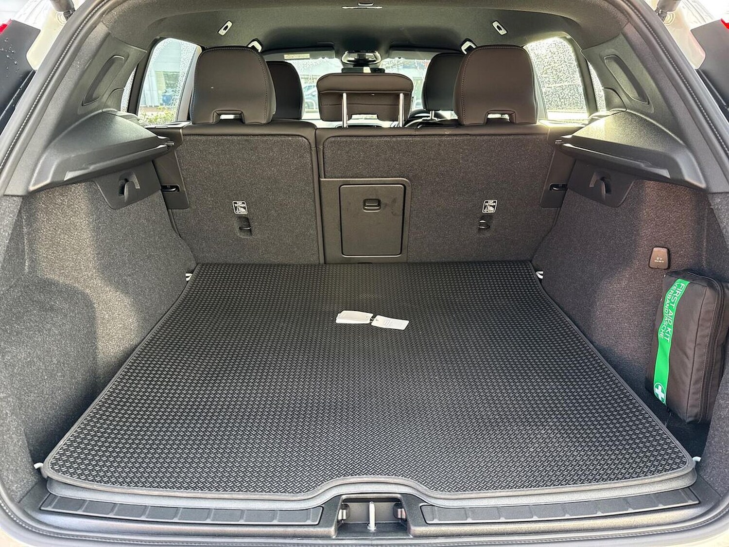 Used Volvo XC40 2025 for sale - 77487362: Photo 17