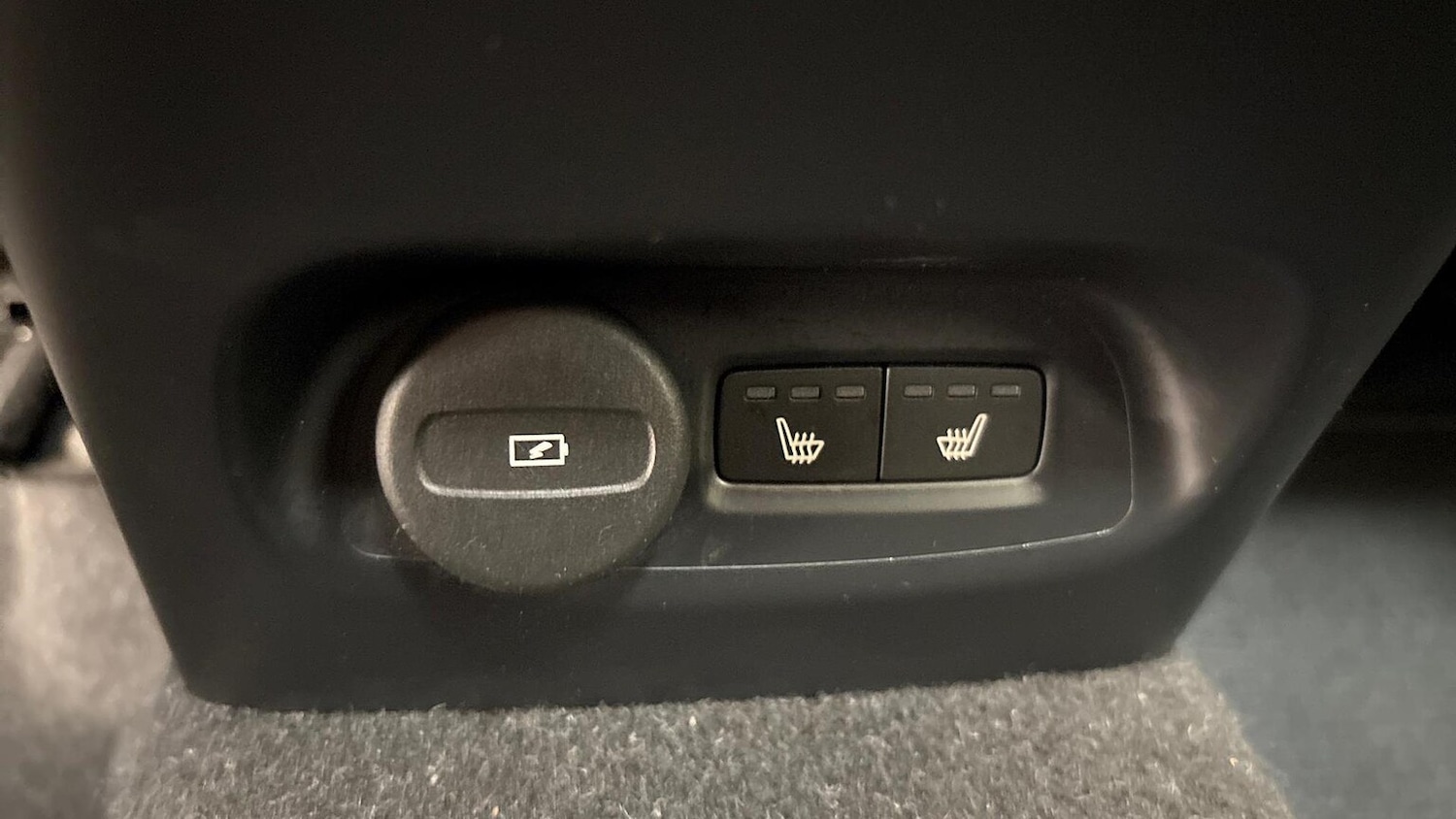 Used Volvo C40 2022 for sale - 76577228: Photo 15