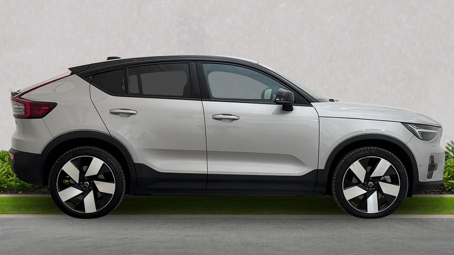 Used Volvo C40 2022 for sale - 76577228: Photo 2