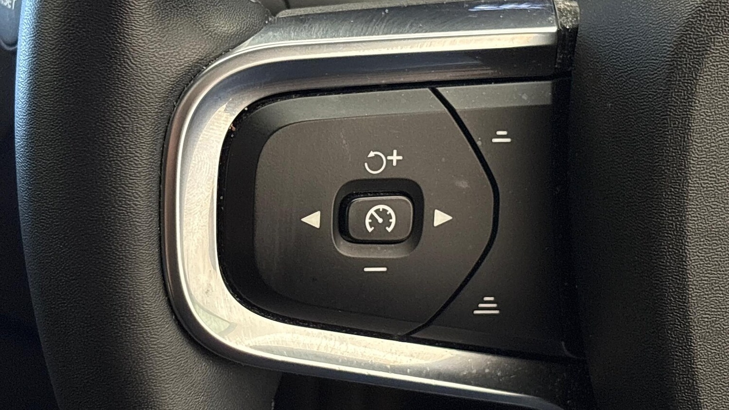 Used Volvo C40 2022 for sale - 76577228: Photo 29