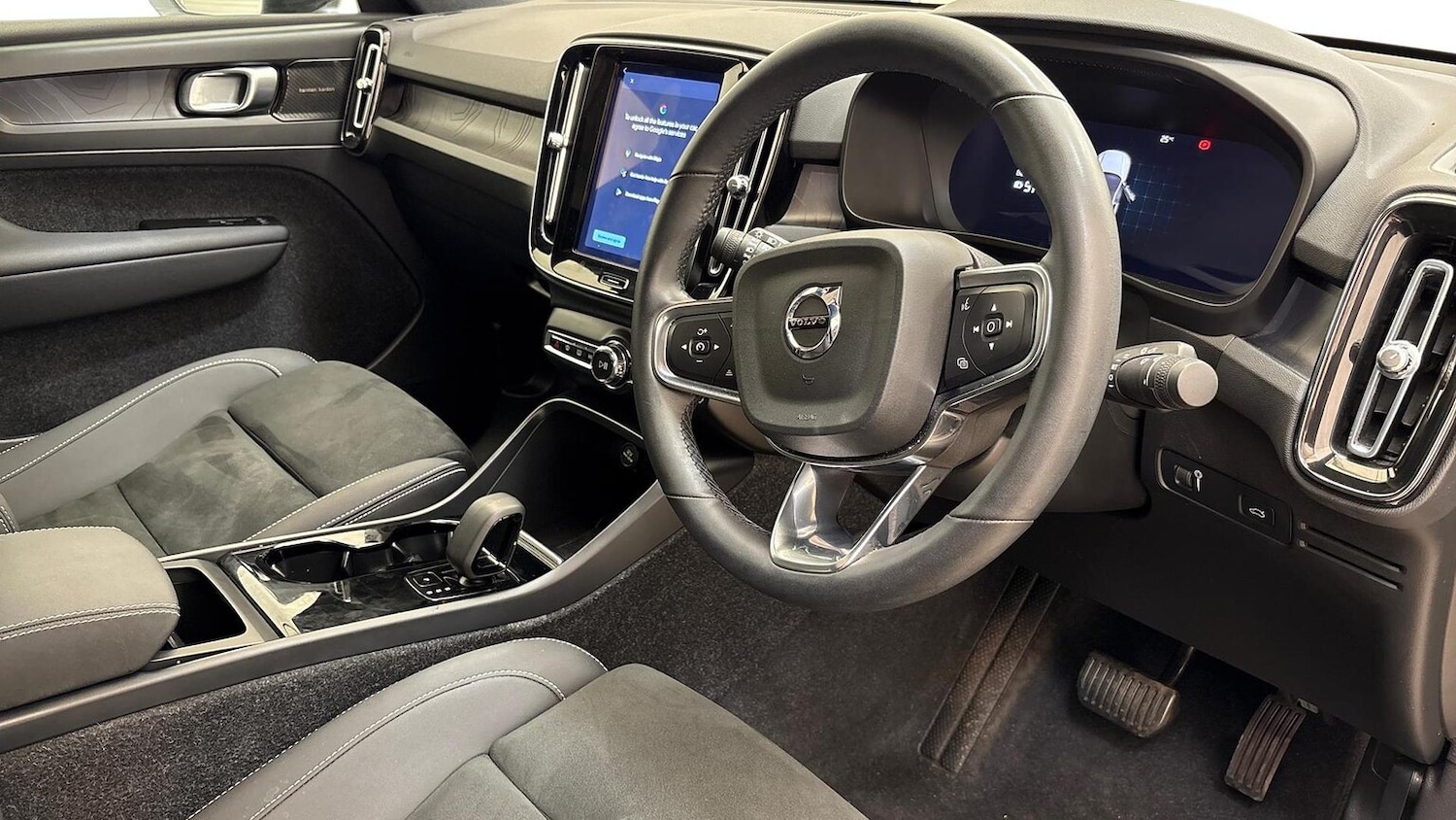 Used Volvo C40 2022 for sale - 76577228: Photo 7