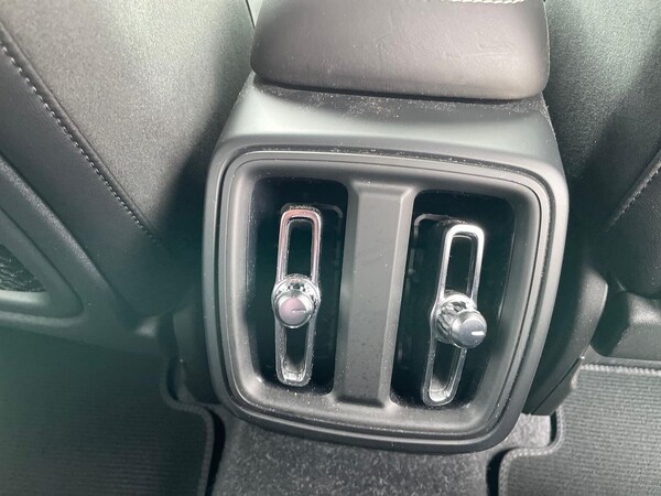 Used Volvo XC40 2019 for sale - 76264395: Photo 25