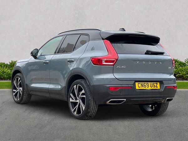 Used Volvo XC40 2019 for sale - 76264395: Photo 2