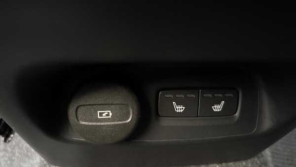Used Volvo XC40 2024 for sale - 76206081: Photo 18