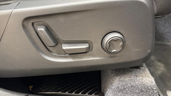 Used Volvo XC40 2024 for sale - 76206081: Photo 29