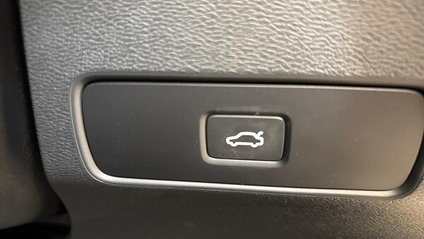 Used Volvo XC40 2024 for sale - 76206081: Photo 31