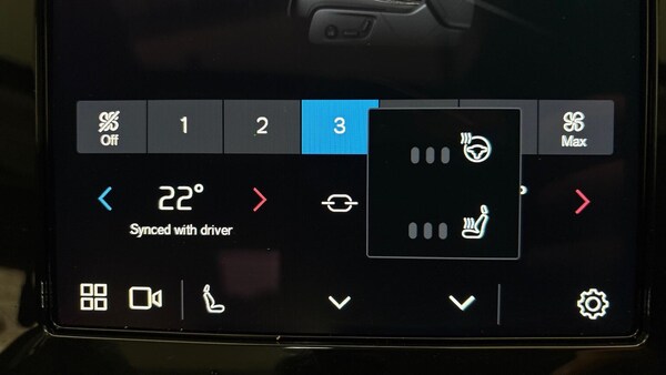 Used Volvo XC40 2024 for sale - 76206081: Photo 43