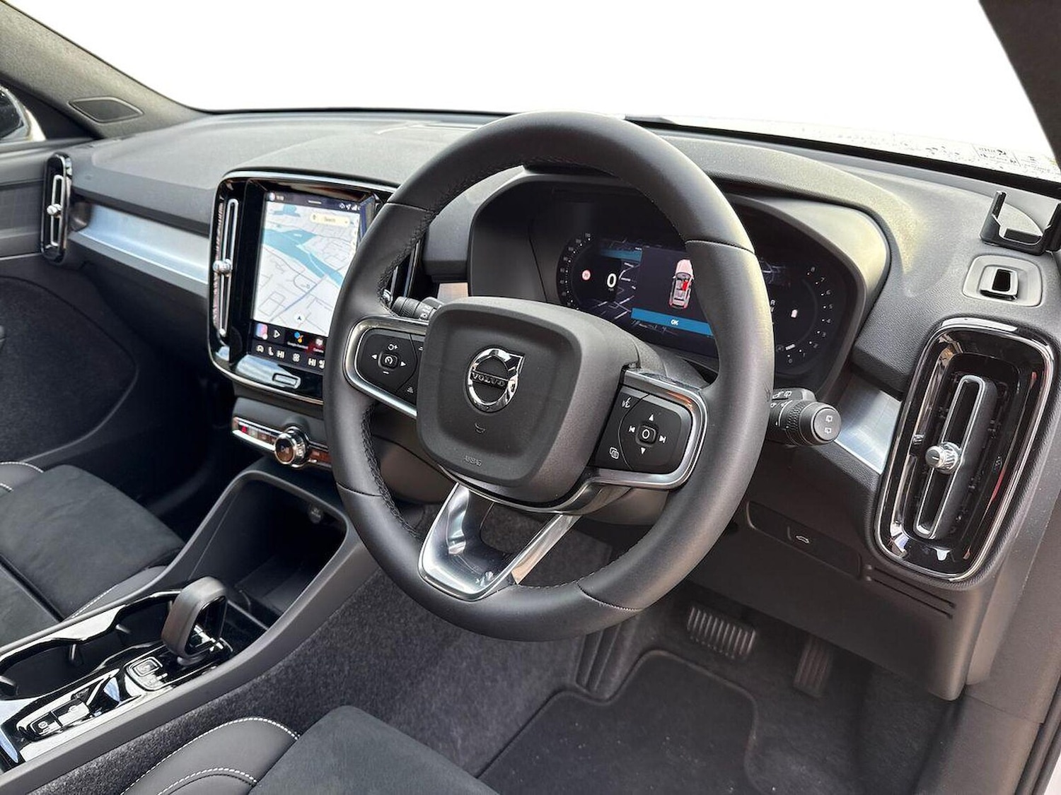 Used Volvo XC40 2025 for sale - 78192685: Photo 17