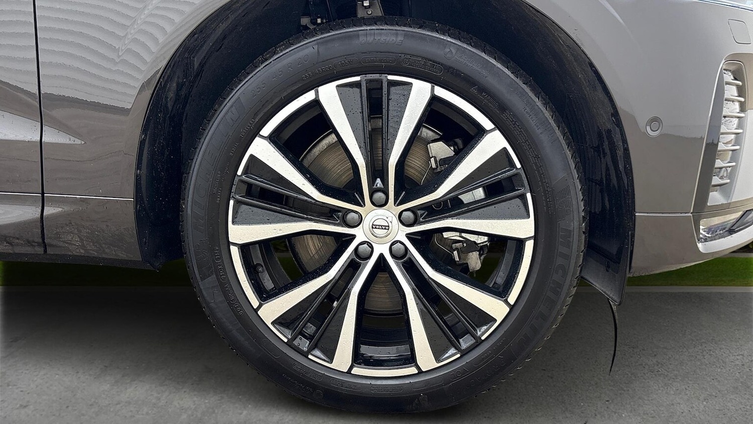 Used Volvo XC60 2025 for sale - 76821705: Photo 21