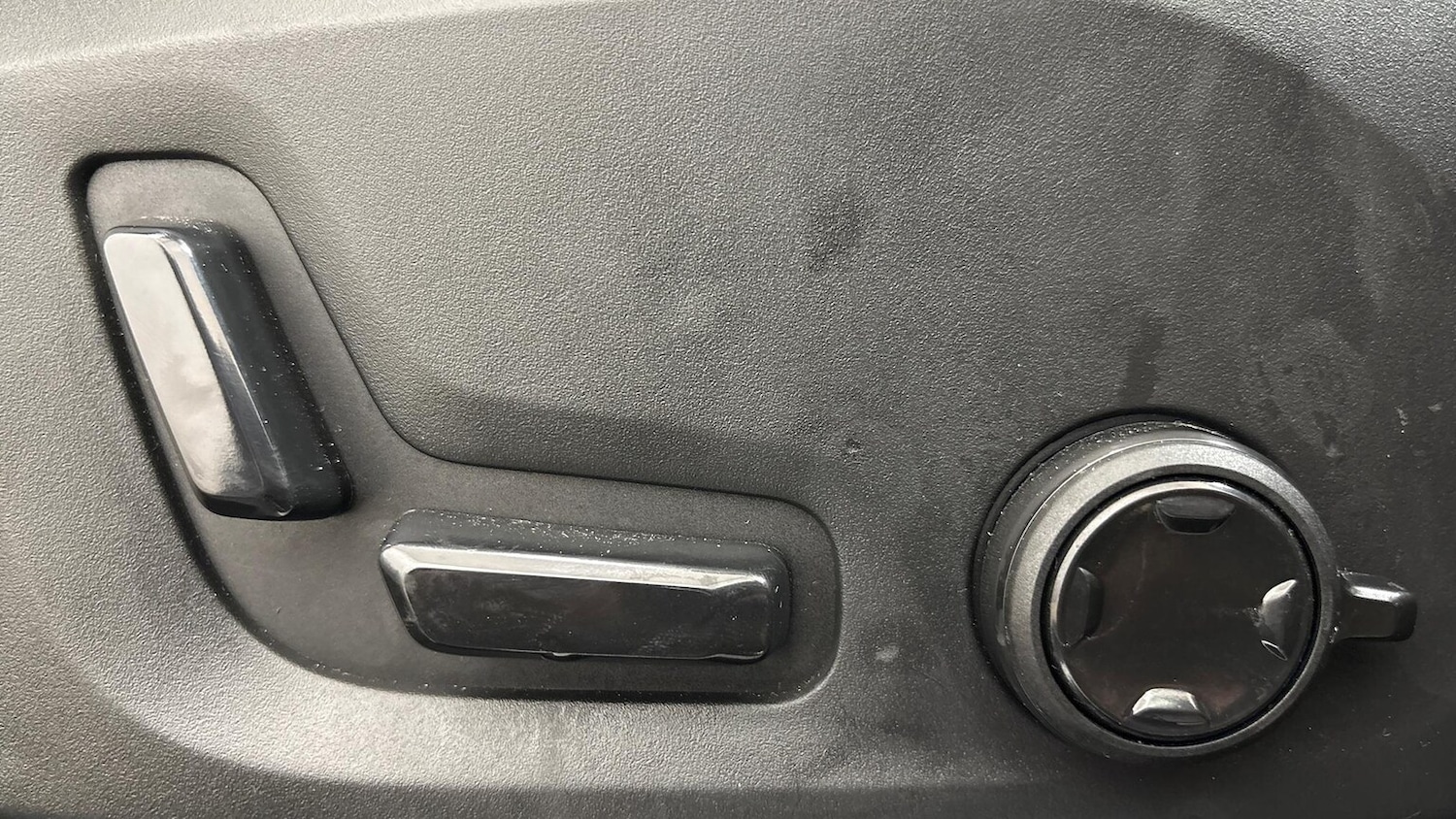 Used Volvo XC60 2025 for sale - 76821705: Photo 29