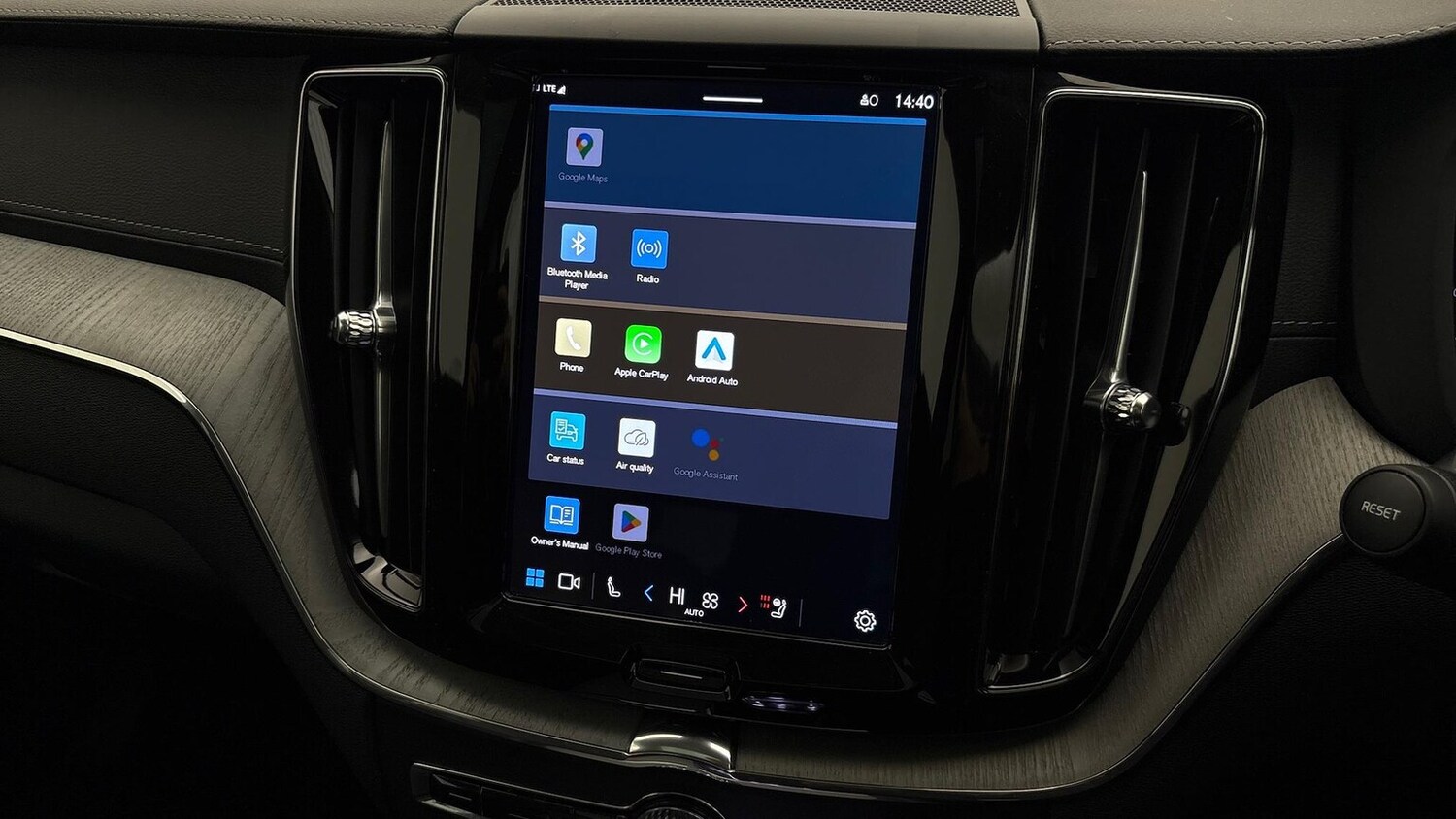 Used Volvo XC60 2025 for sale - 76821705: Photo 35