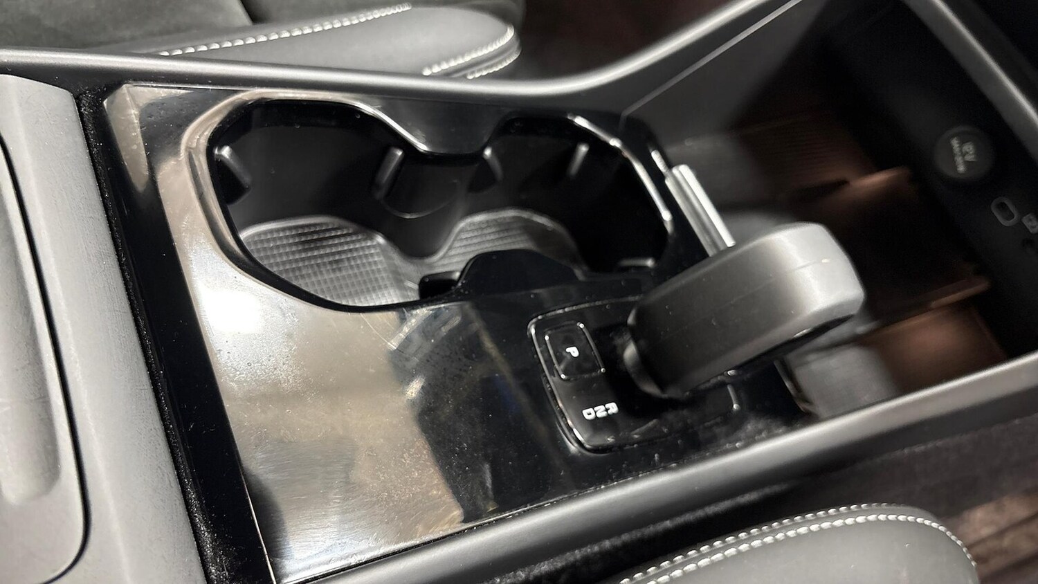 Used Volvo XC40 2022 for sale - 78054423: Photo 31