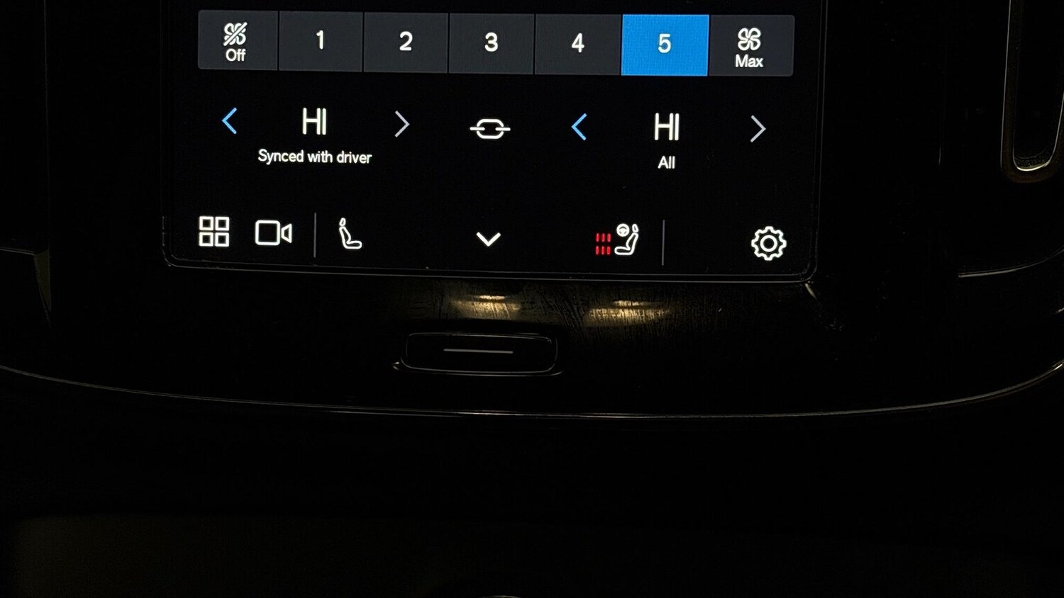 Used Volvo XC40 2022 for sale - 78054423: Photo 38