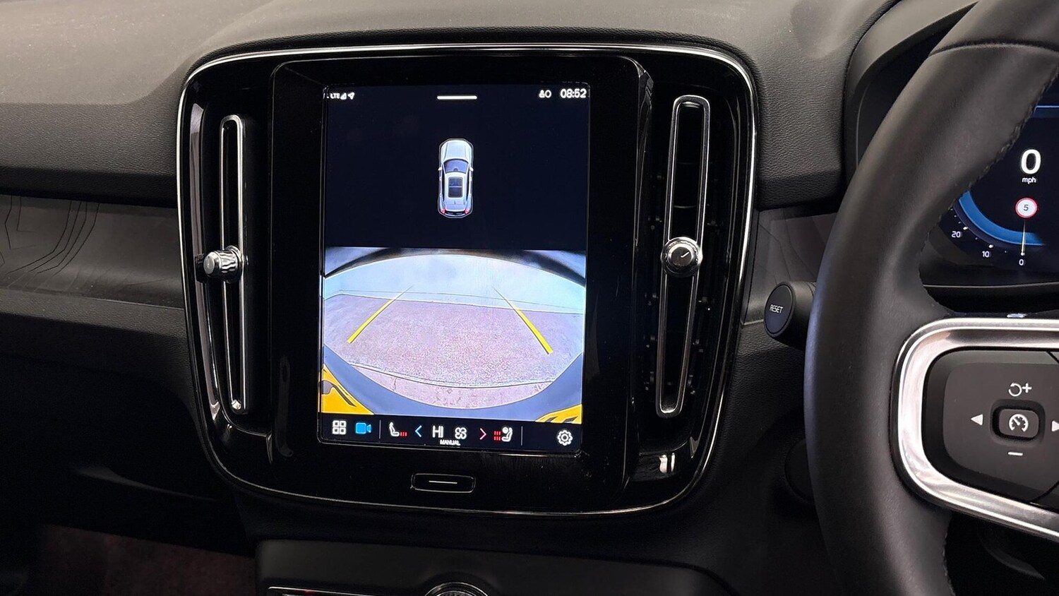 Used Volvo XC40 2022 for sale - 78054423: Photo 40