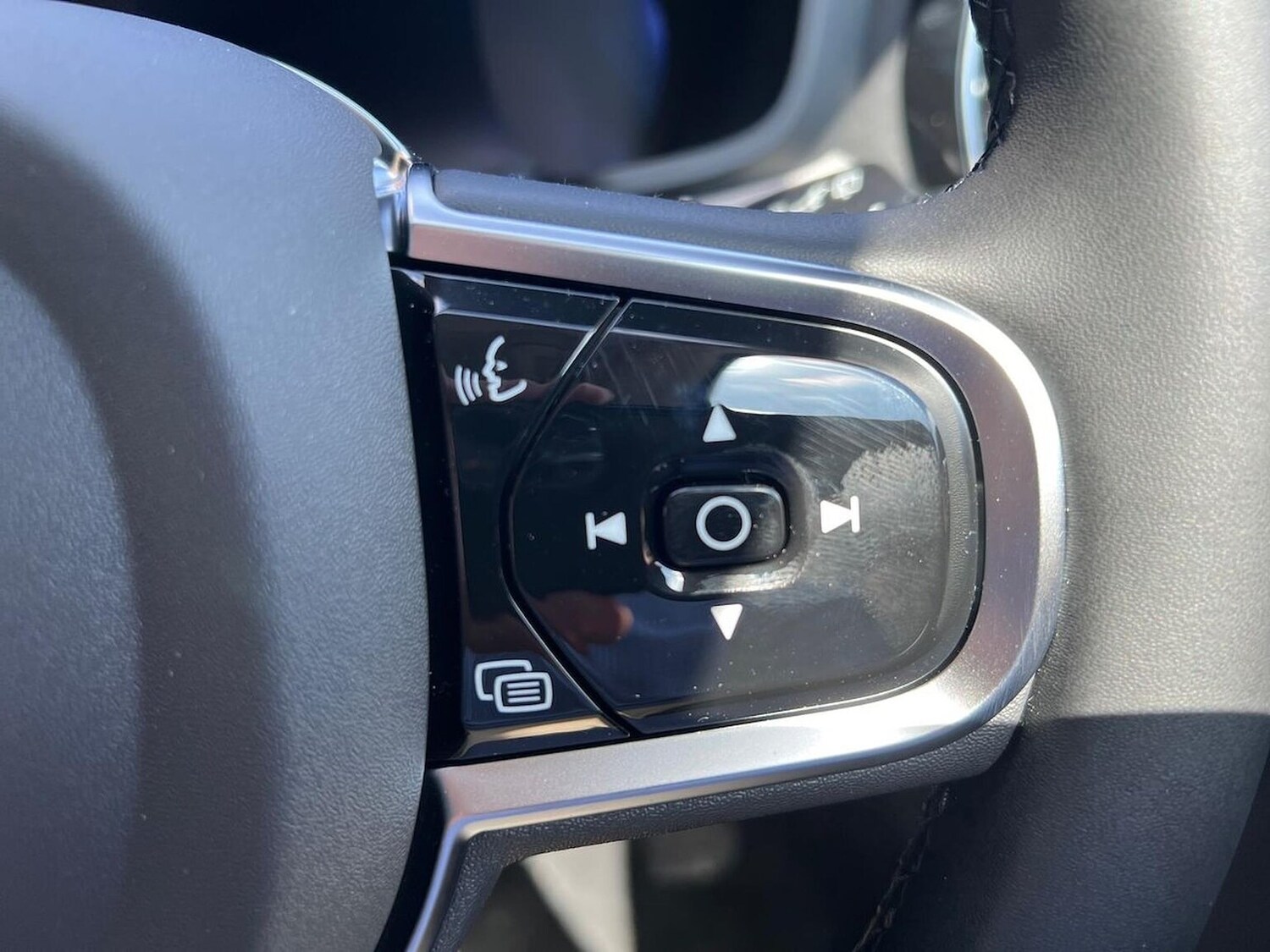 Used Volvo V60 2025 for sale - 77487403: Photo 26