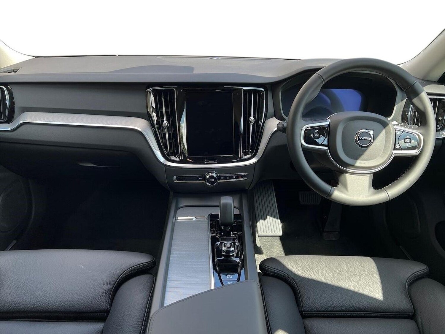 Used Volvo V60 2025 for sale - 77487403: Photo 8