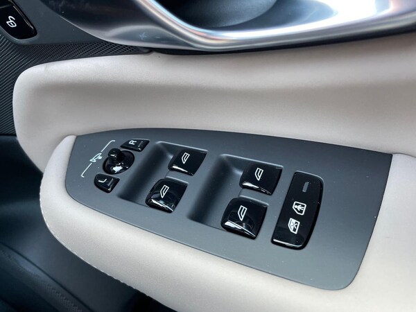Used Volvo XC90 2025 for sale - 76174192: Photo 21