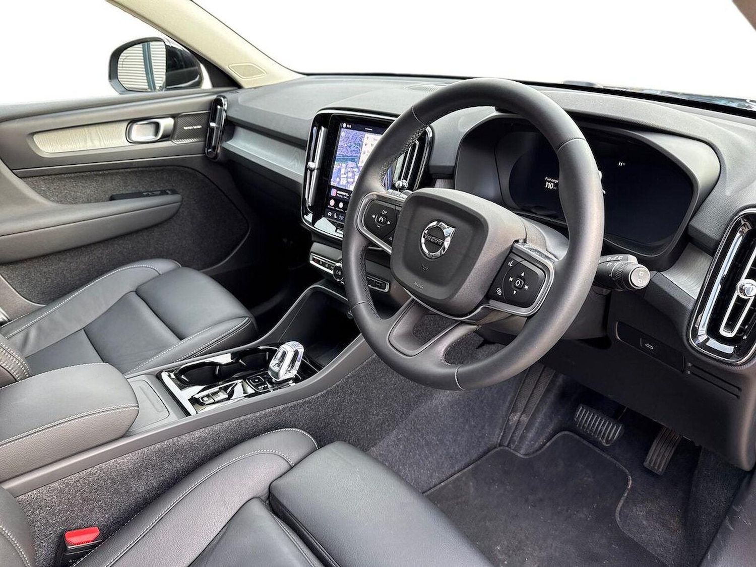 Used Volvo XC40 2025 for sale - 77487386: Photo 15