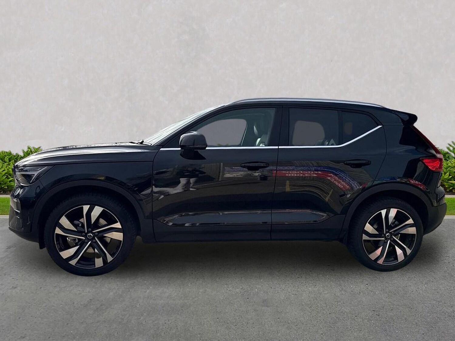 Used Volvo XC40 2025 for sale - 77487386: Photo 19