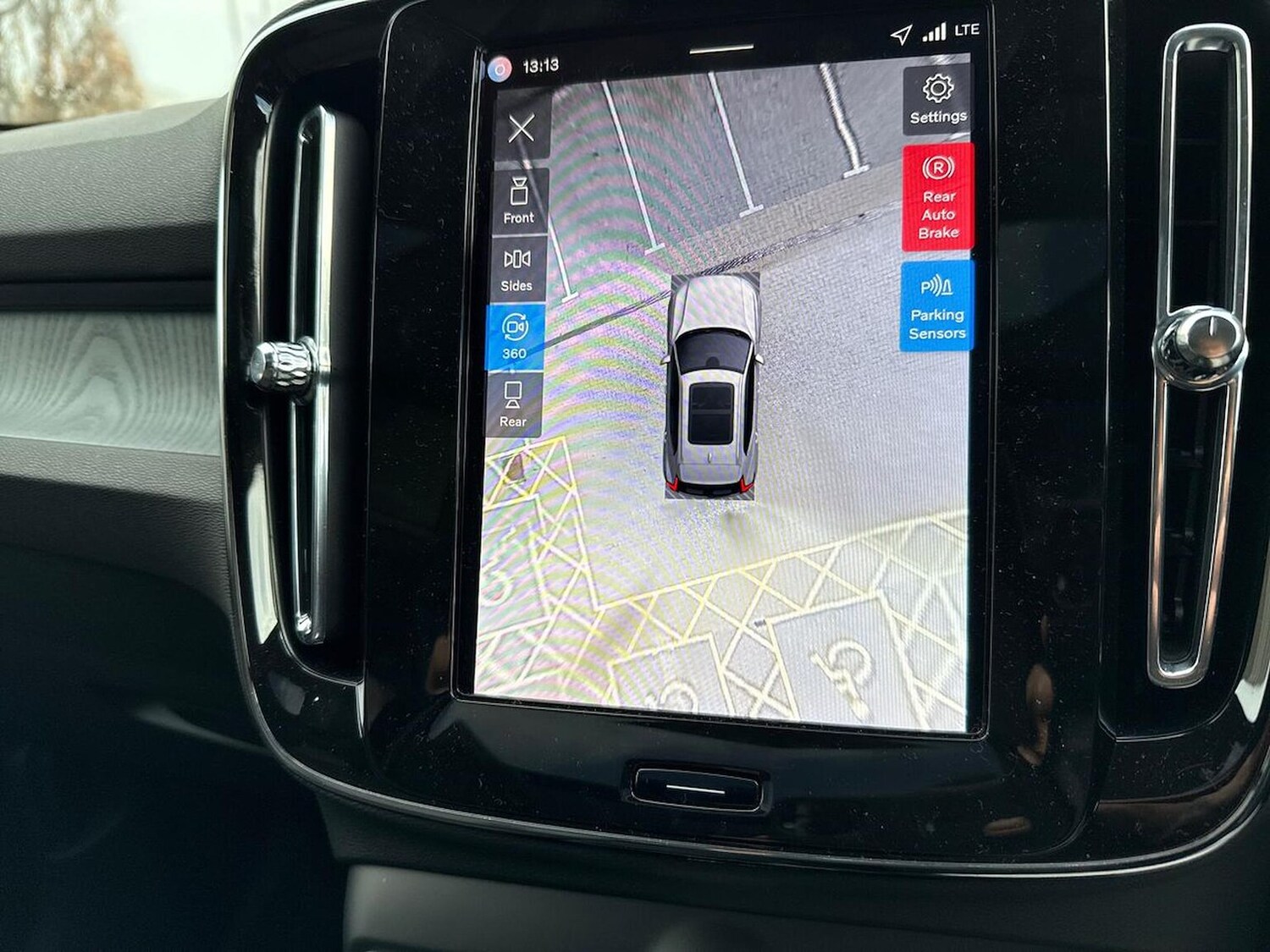 Used Volvo XC40 2025 for sale - 77487386: Photo 23