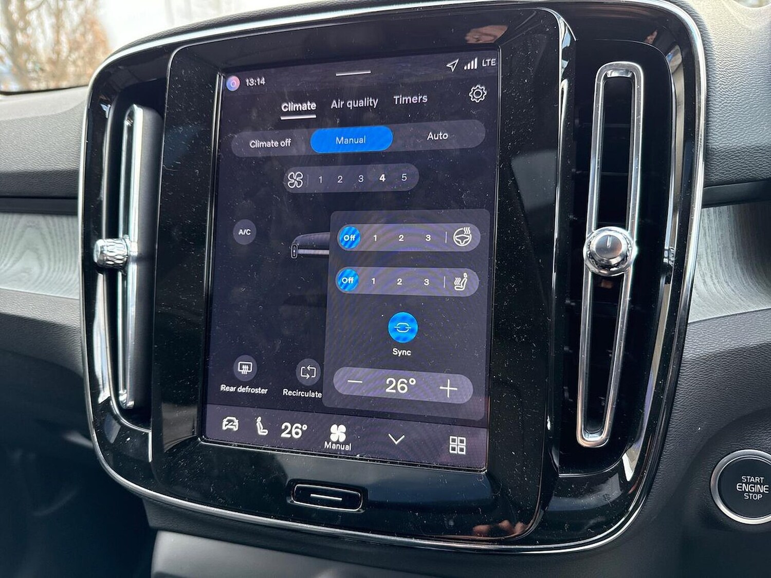 Used Volvo XC40 2025 for sale - 77487386: Photo 25