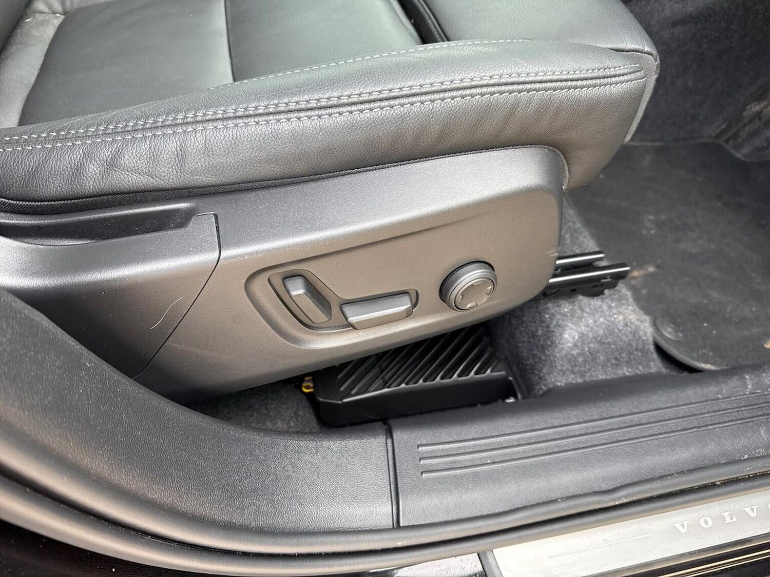 Used Volvo XC40 2025 for sale - 77487386: Photo 30