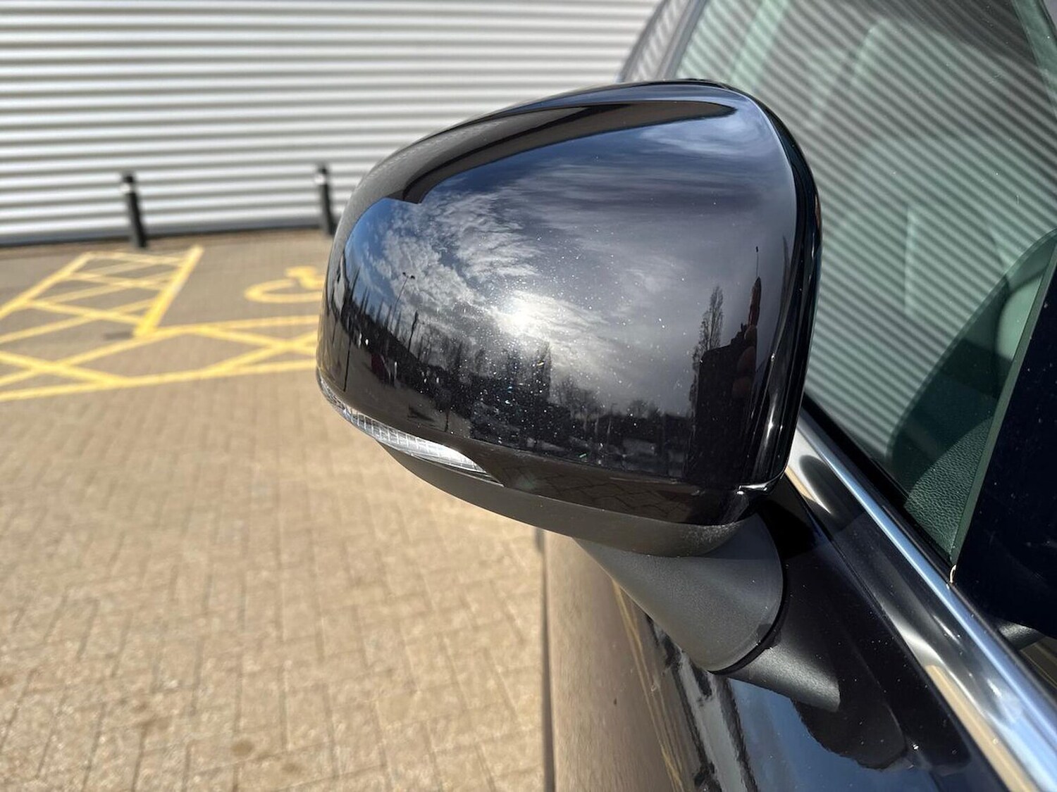 Used Volvo XC40 2025 for sale - 77487386: Photo 37