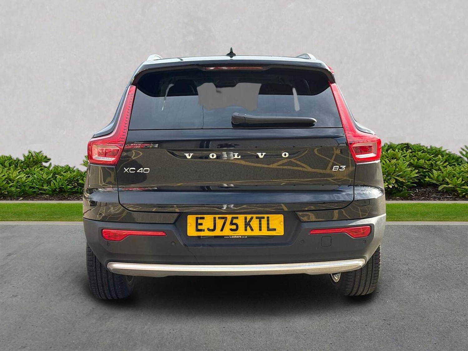 Used Volvo XC40 2025 for sale - 77487386: Photo 4