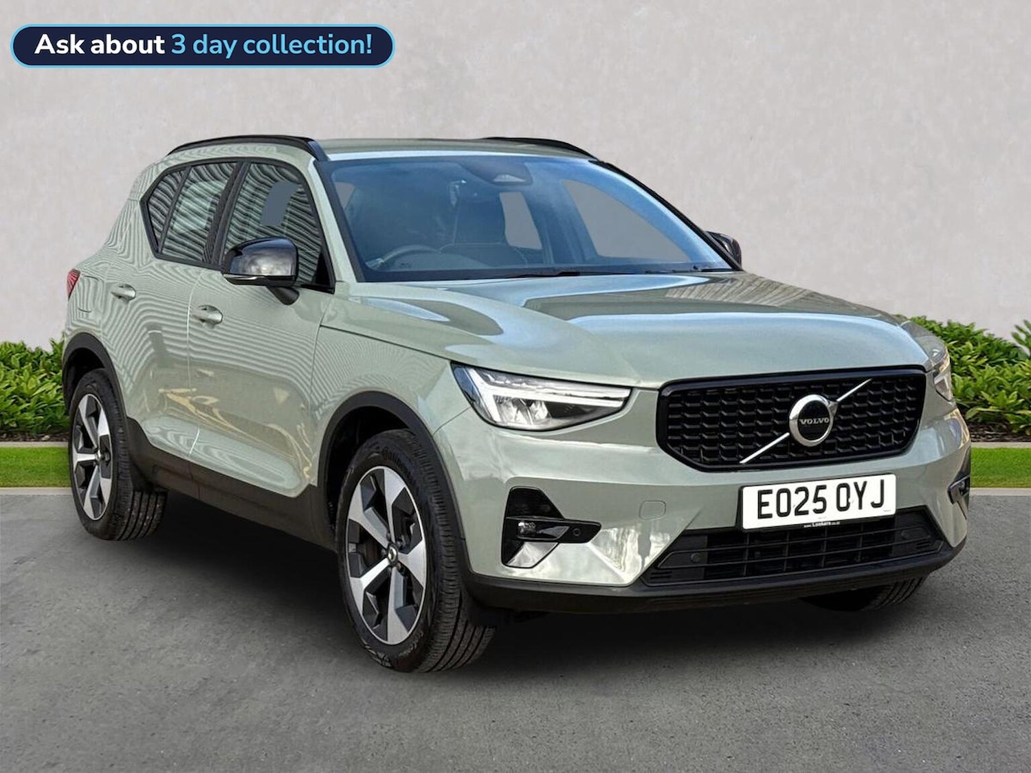 Used Volvo XC40 2025 for sale - 76570965: Photo 1