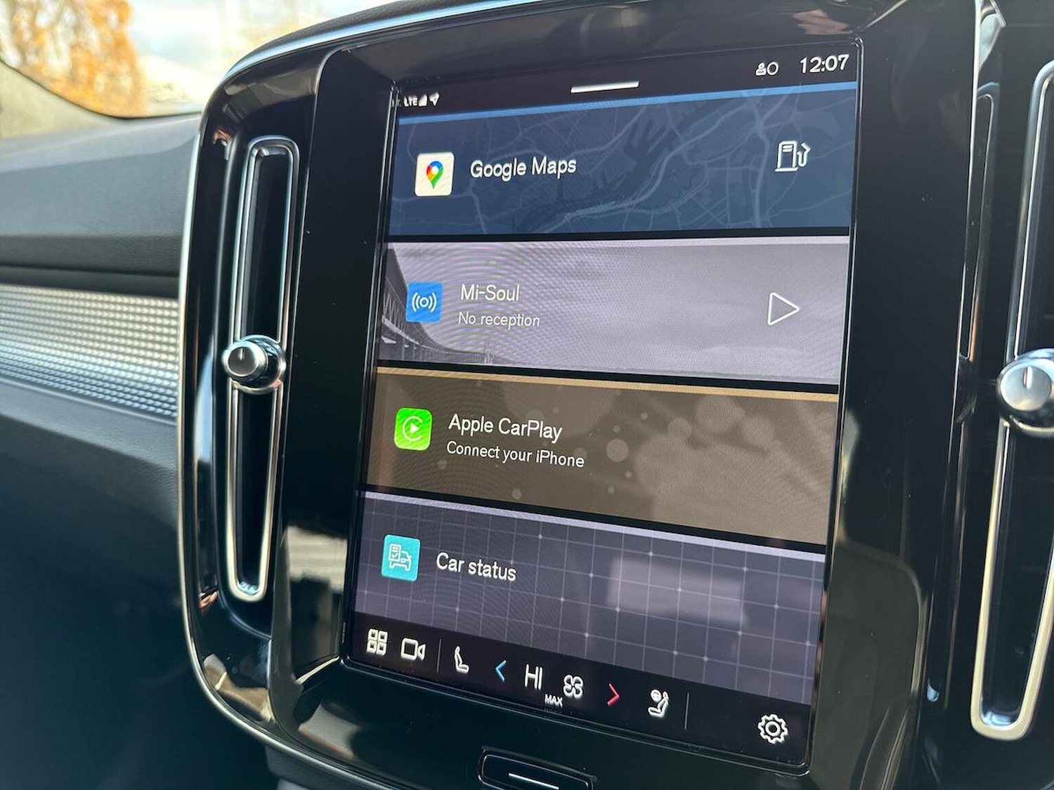 Used Volvo XC40 2025 for sale - 76570965: Photo 11