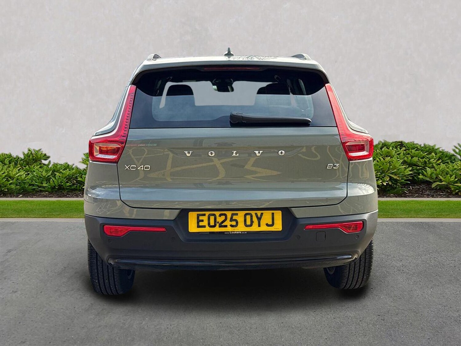 Used Volvo XC40 2025 for sale - 76570965: Photo 4