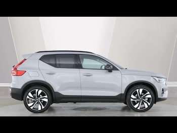 Used Volvo XC40 2025 for sale - 79073913: Photo