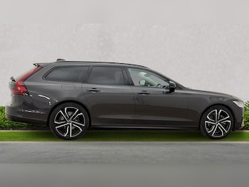 Used Volvo V90 2024 for sale - 76510736: Photo