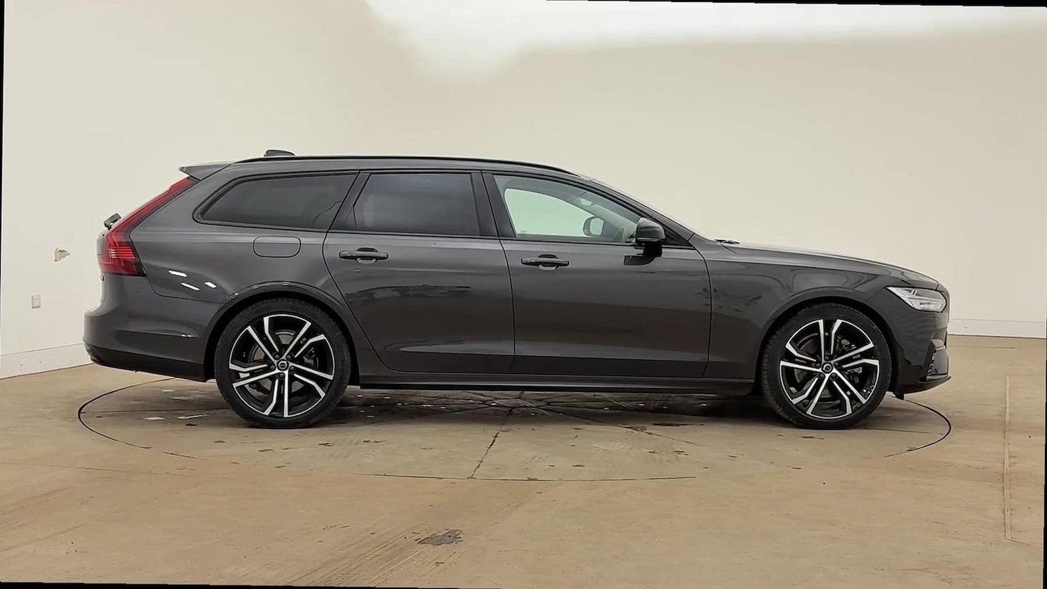 Used Volvo V90 2024 for sale - 76510736: Photo 7