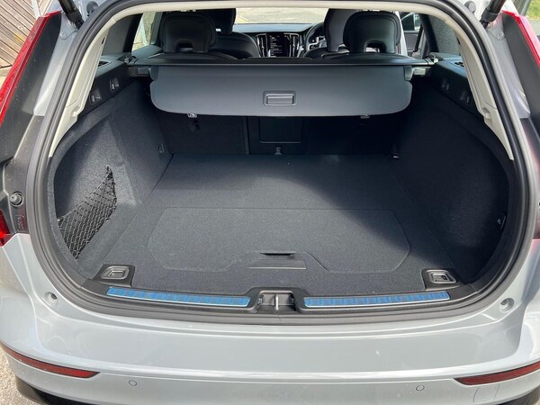 Used Volvo V60 2025 for sale - 75498421: Photo 17