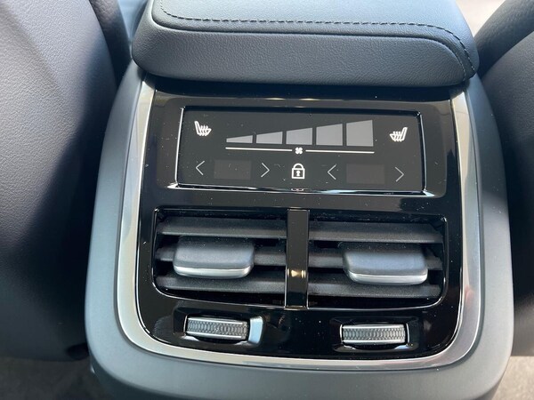 Used Volvo V60 2025 for sale - 75498421: Photo 22