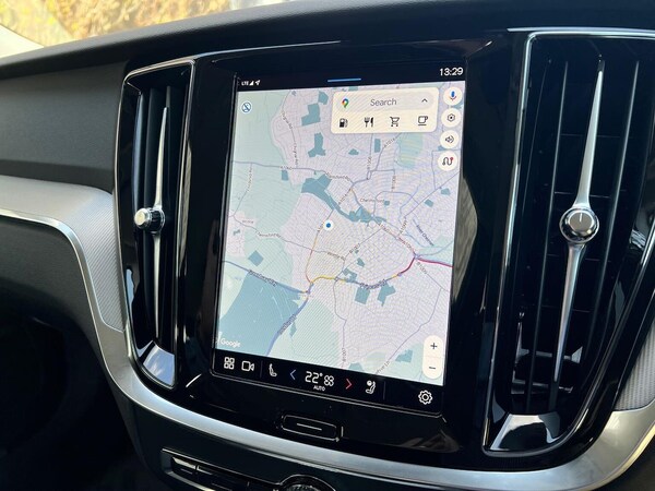 Used Volvo V60 2025 for sale - 75498421: Photo 24