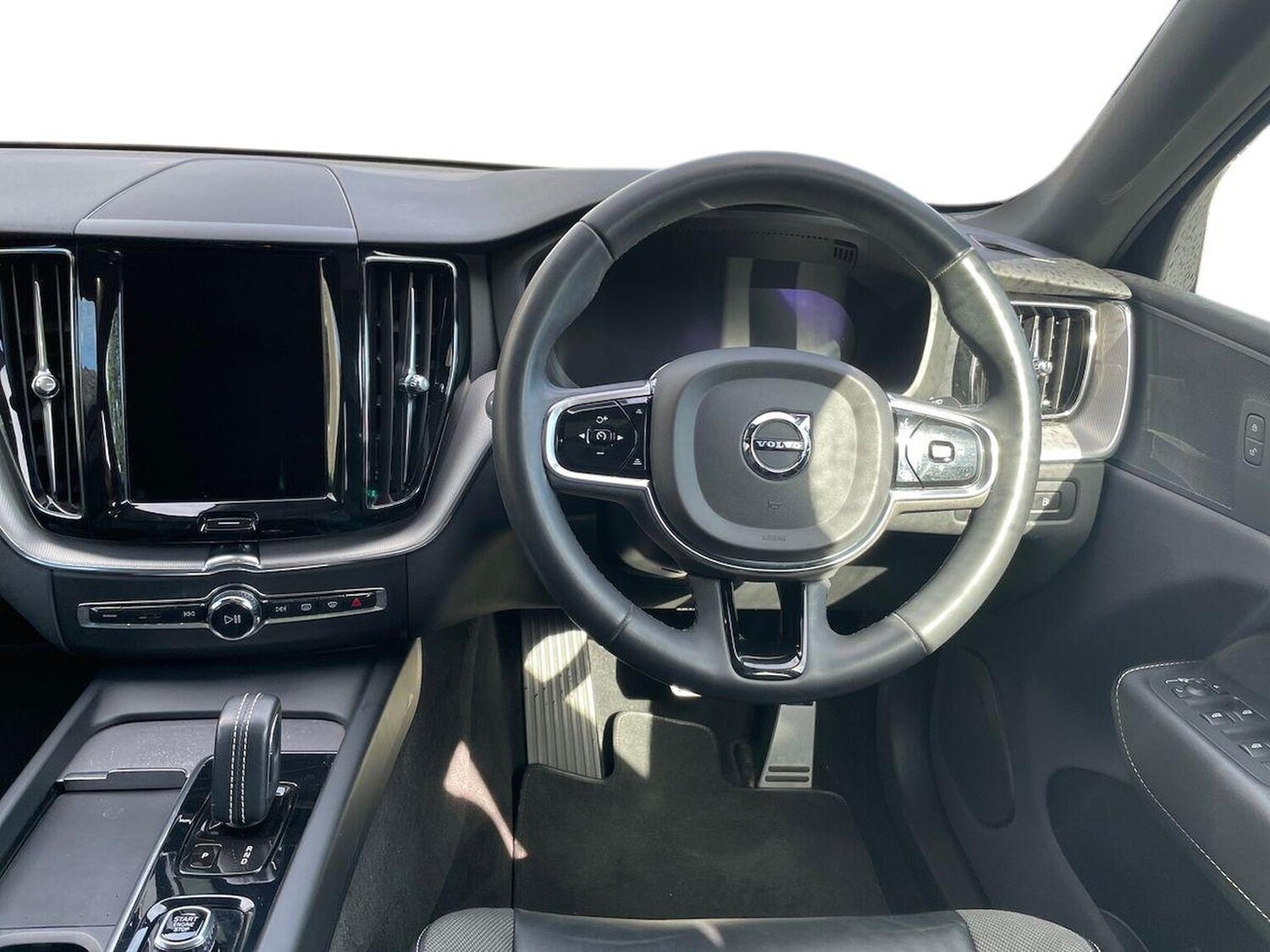 Used Volvo XC60 2022 for sale - 75971019: Photo 9