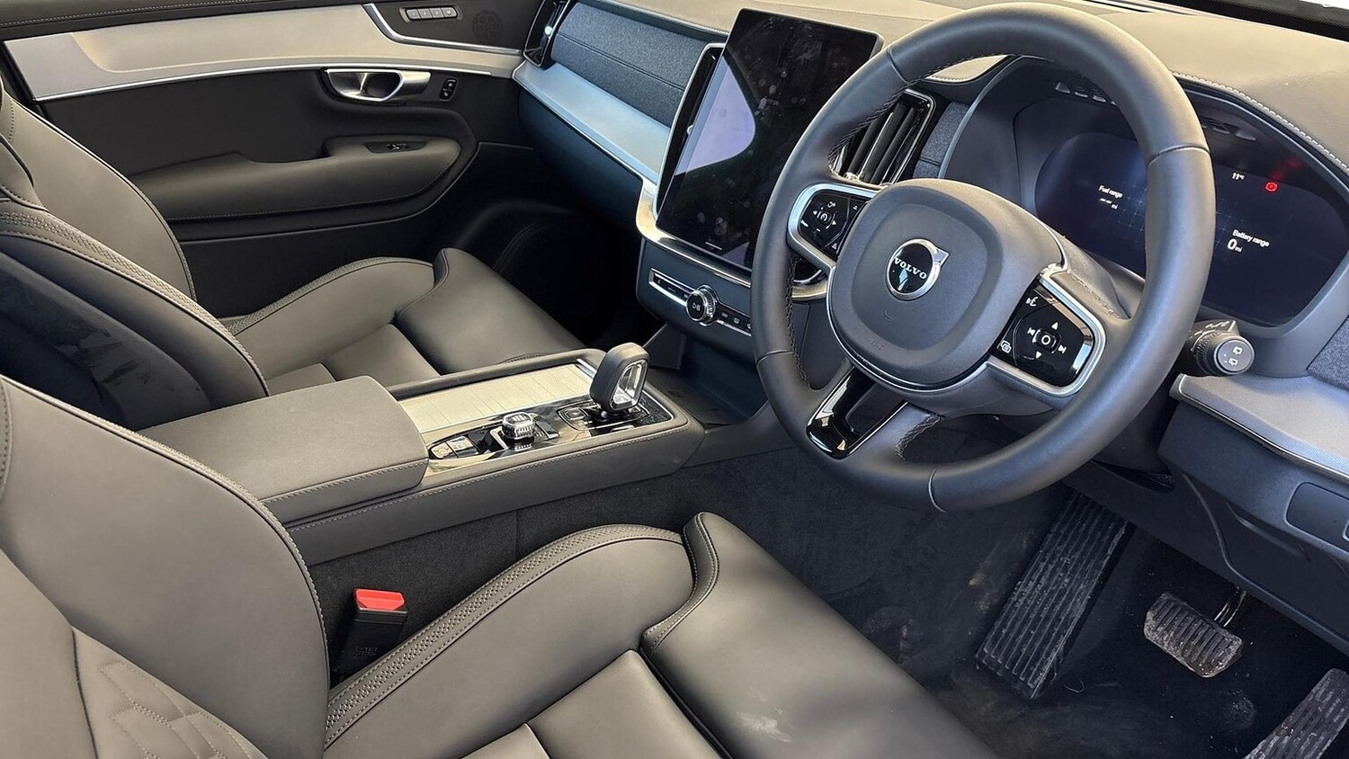 Used Volvo XC90 2025 for sale - 77542442: Photo 9