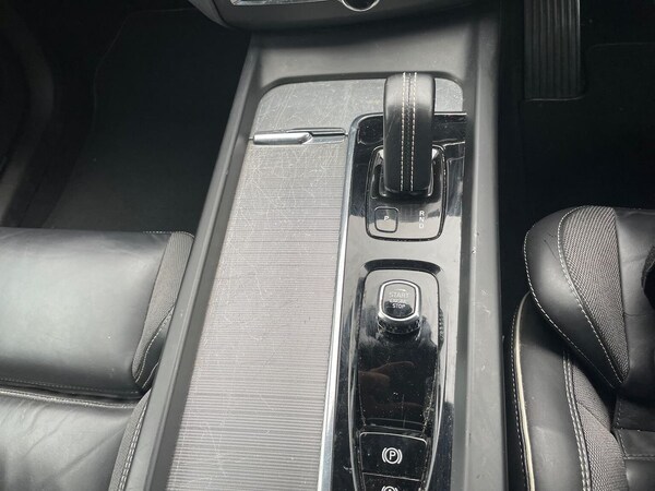 Used Volvo XC60 2022 for sale - 76243196: Photo 13