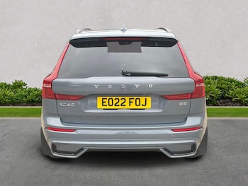 Used Volvo XC60 2022 for sale - 76243196: Photo 4