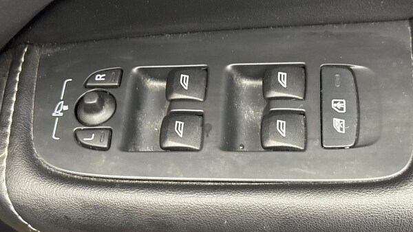 Used Volvo XC60 2022 for sale - 76220416: Photo 25