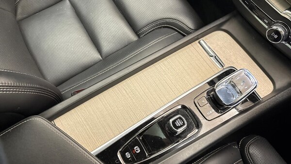 Used Volvo XC60 2022 for sale - 76220416: Photo 32
