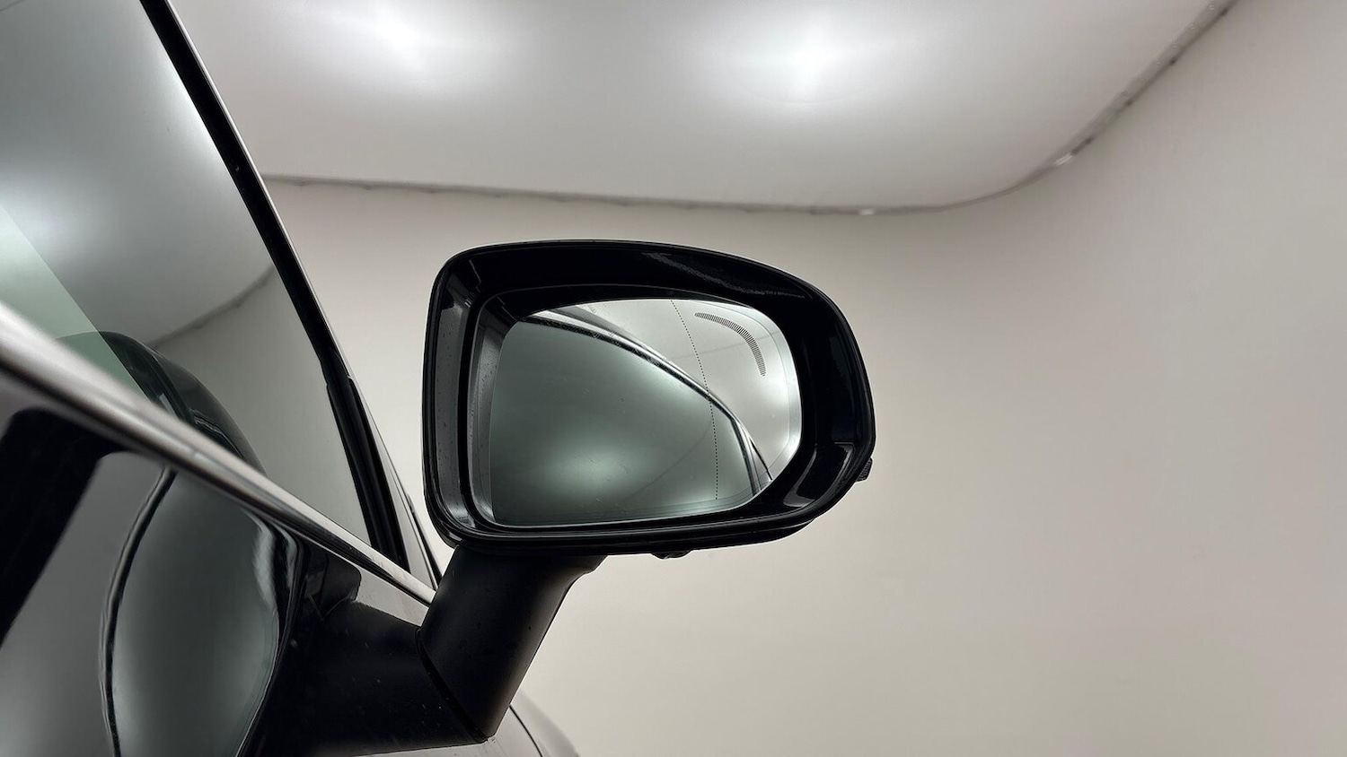 Used Volvo XC60 2025 for sale - 77888668: Photo 21