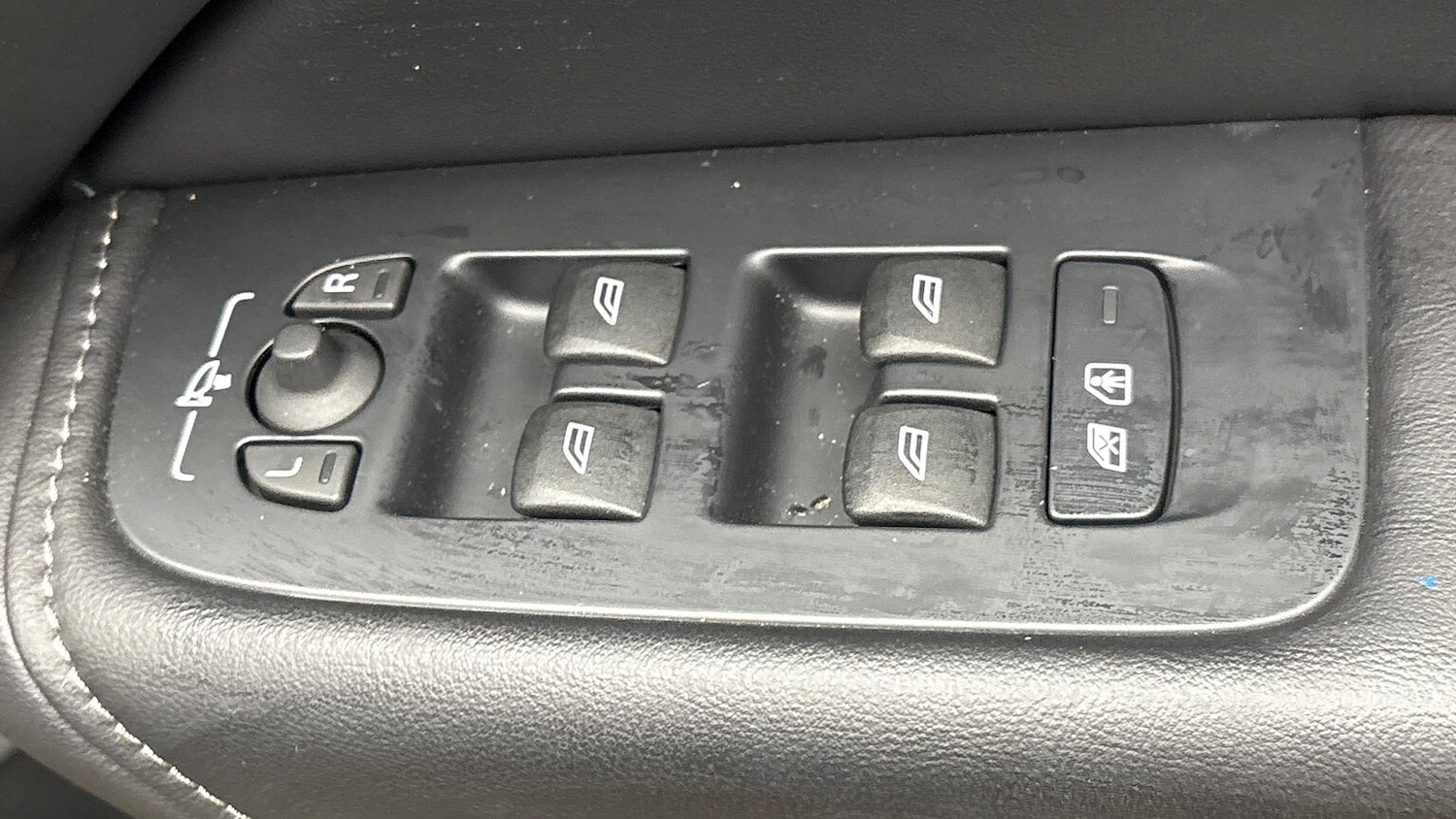 Used Volvo XC60 2025 for sale - 77888668: Photo 25