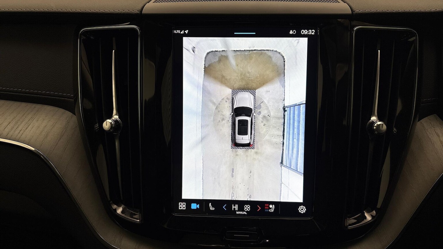 Used Volvo XC60 2025 for sale - 77888668: Photo 42