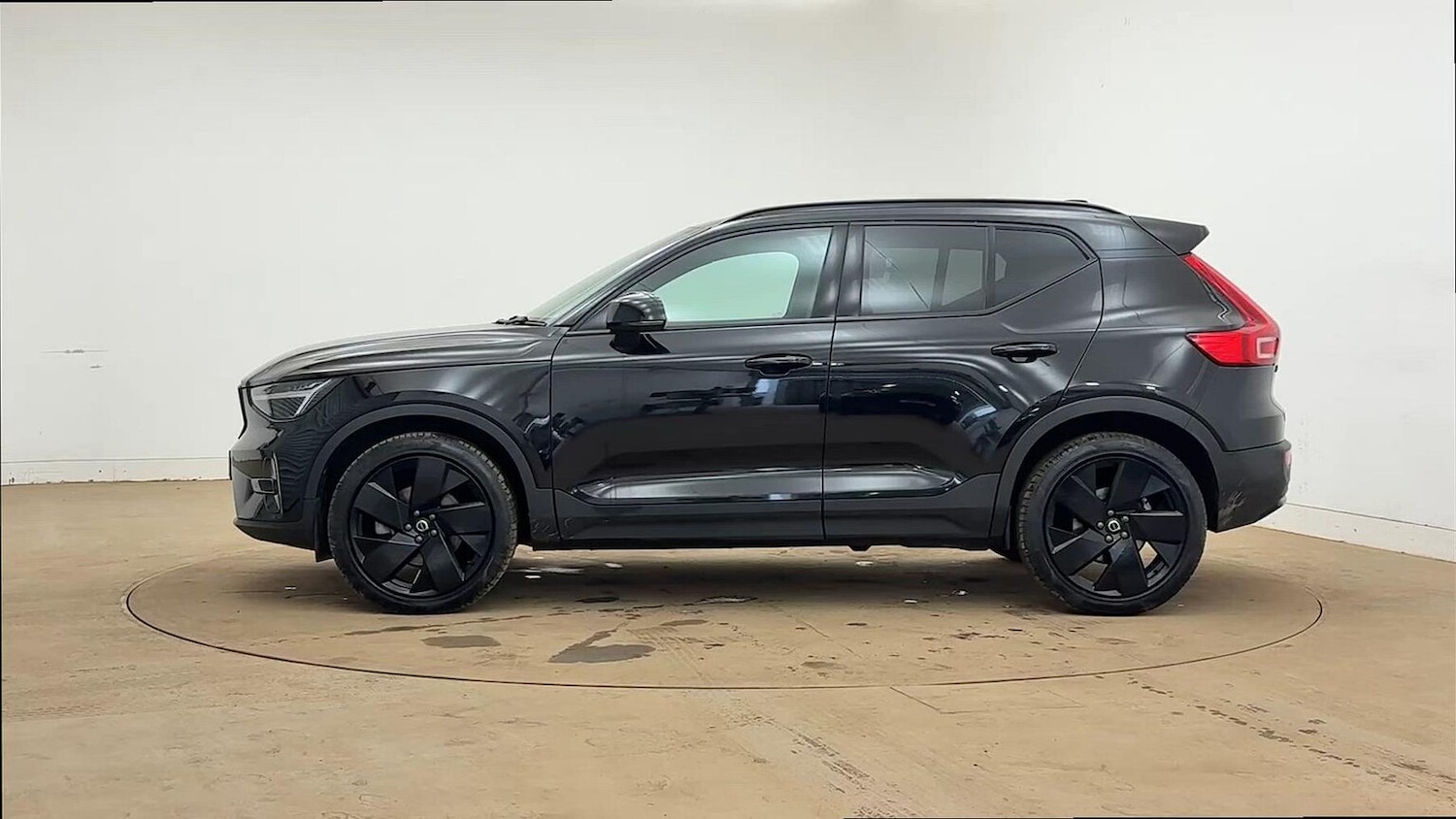 Used Volvo XC40 2025 for sale - 78192621: Photo 10