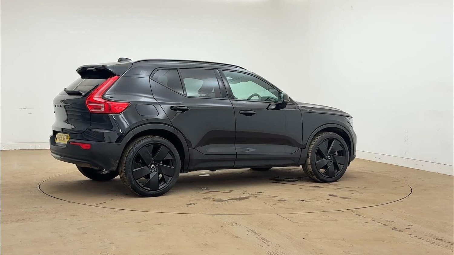 Used Volvo XC40 2025 for sale - 78192621: Photo 17