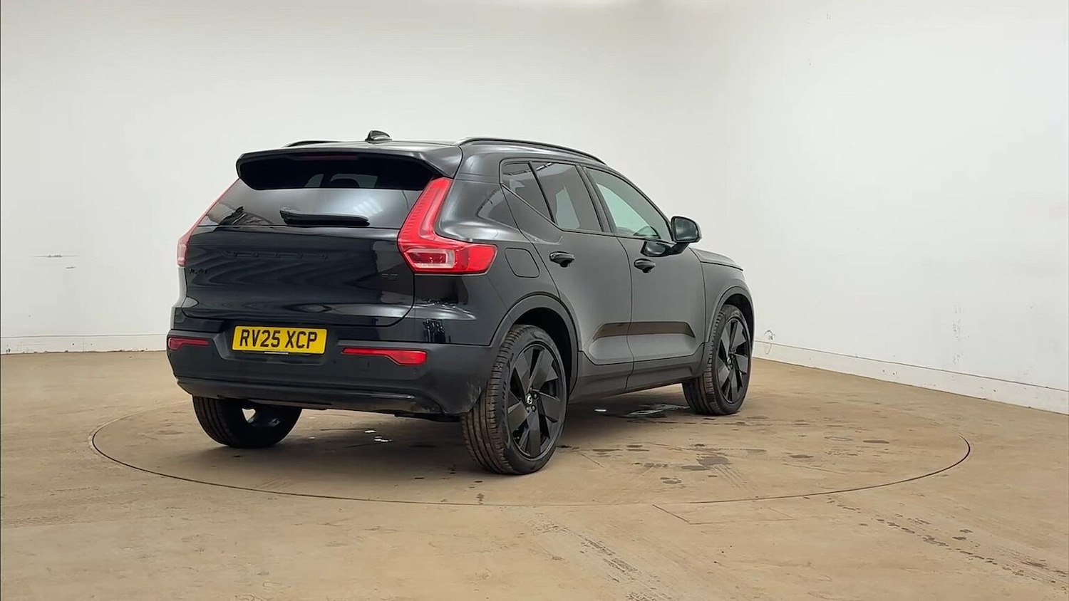 Used Volvo XC40 2025 for sale - 78192621: Photo 29